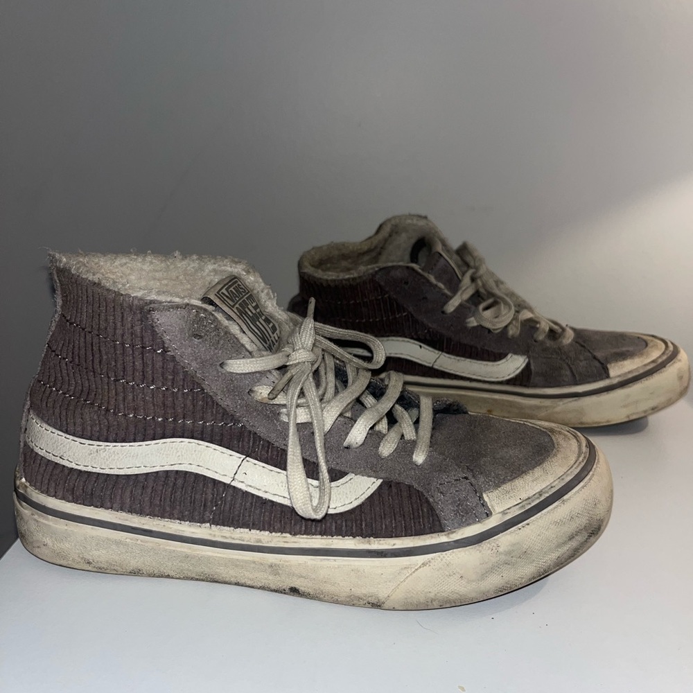 Women/ Men’s Vans Decon High-Top Sneakers| Corduroy & Sherpa| W: 6 | M: 4.5 - Picture 4 of 8
